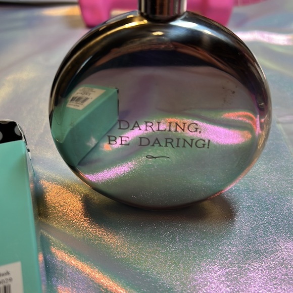 New, small Flask - Picture 5 of 11